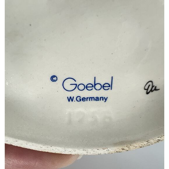 Vtg Goebel Berta Hummel Lot Of 3 Ceramic Figurines Collectibles Hand Painted - Picture 6 of 16